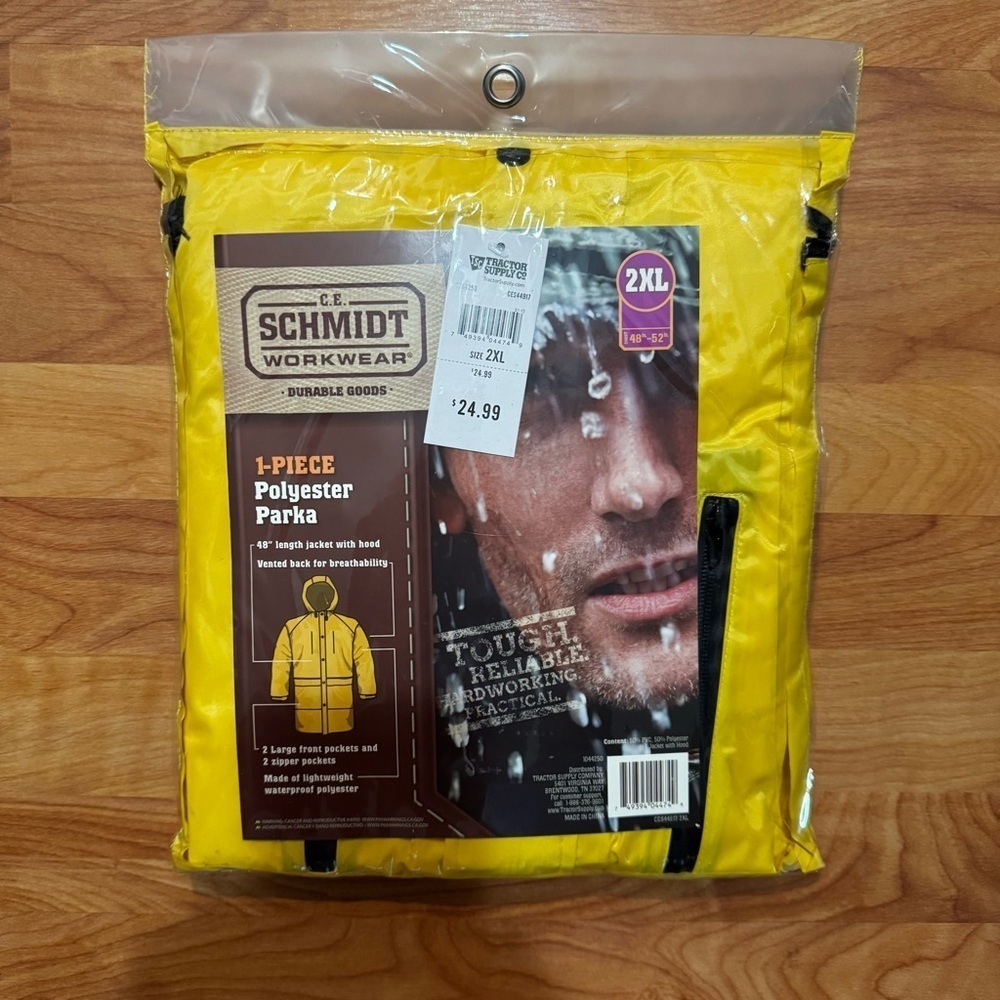 NWT C E SCHMIDT 2XL POLYESTER PARKA WITH HOOD ~ Yellow 48” Length